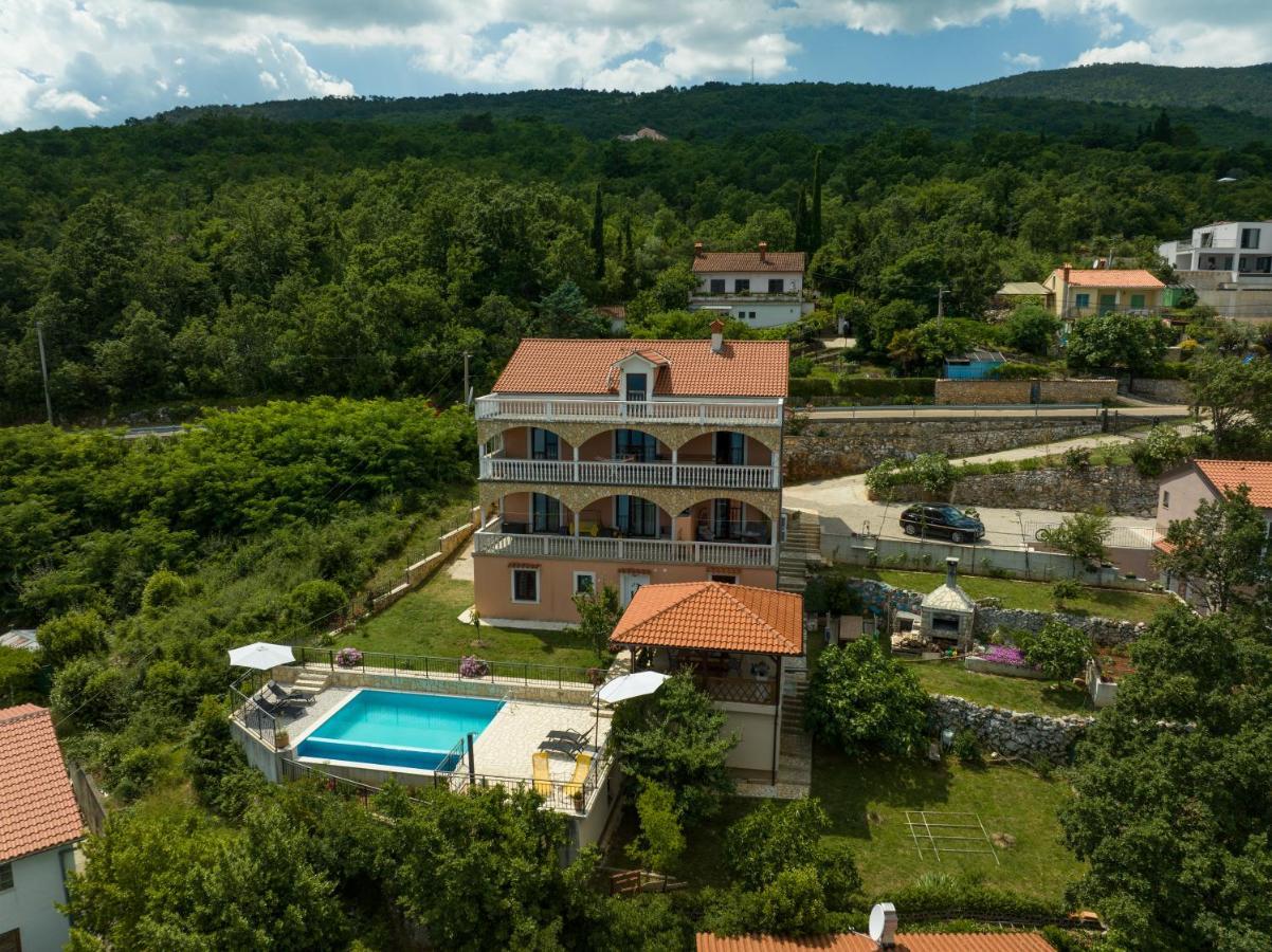 Jovich Apartments 2 Mošćenička Draga Екстериор снимка