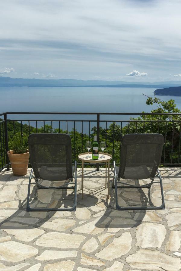 Jovich Apartments 2 Mošćenička Draga Екстериор снимка