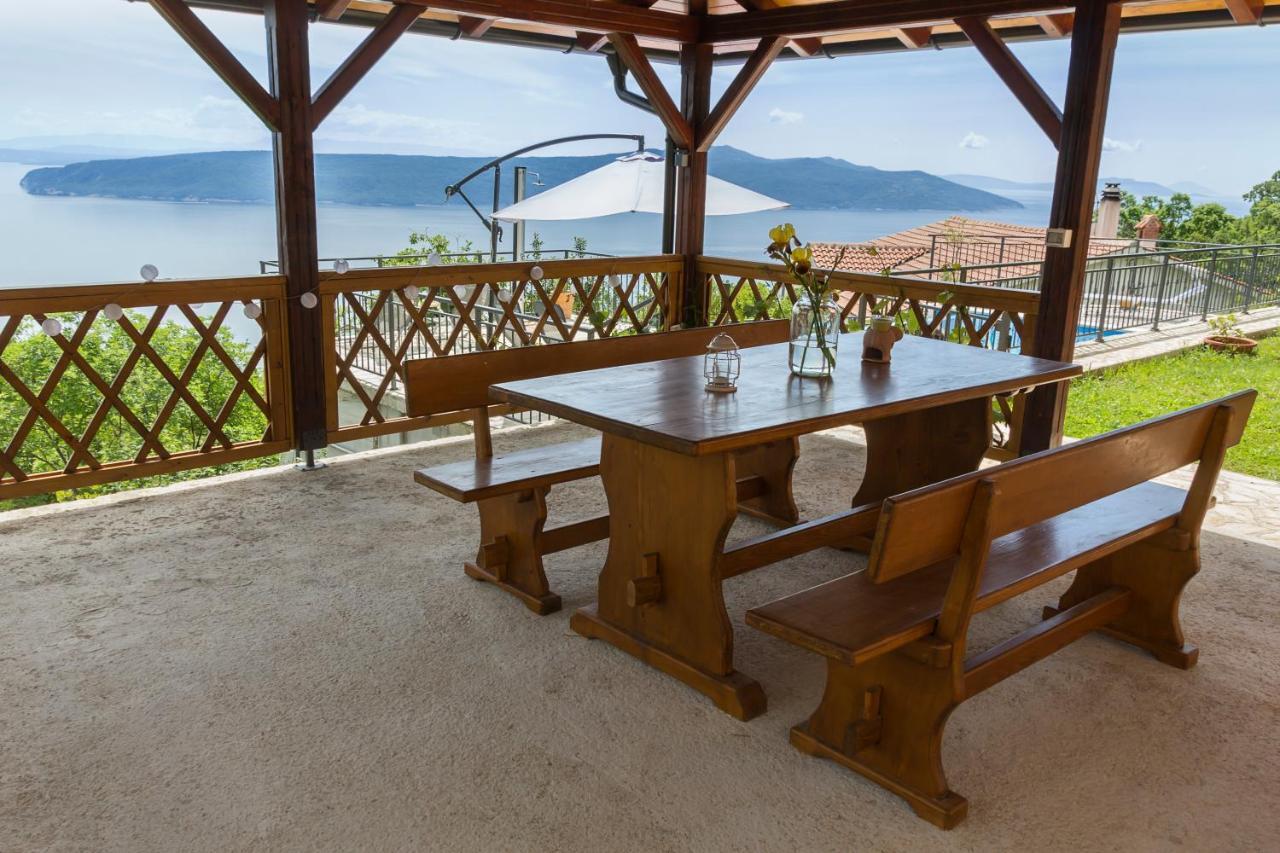 Jovich Apartments 2 Mošćenička Draga Екстериор снимка